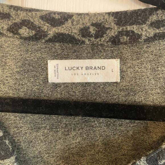Lucky Brand Printed Brushed Hacci Henley size Large - Picture 2 of 13